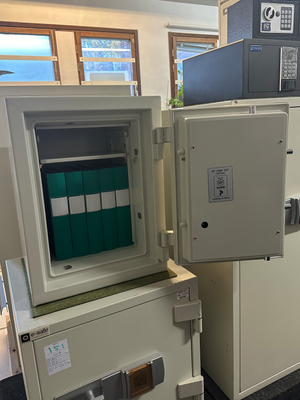 Asiakirjakaappi ES 065