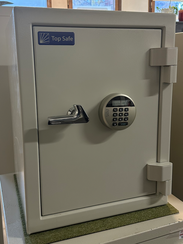 Asiakirjakaappi ES 065